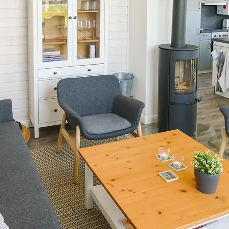 2 Bedroom Beautiful In Krems Ii-warderbrueck * Gols